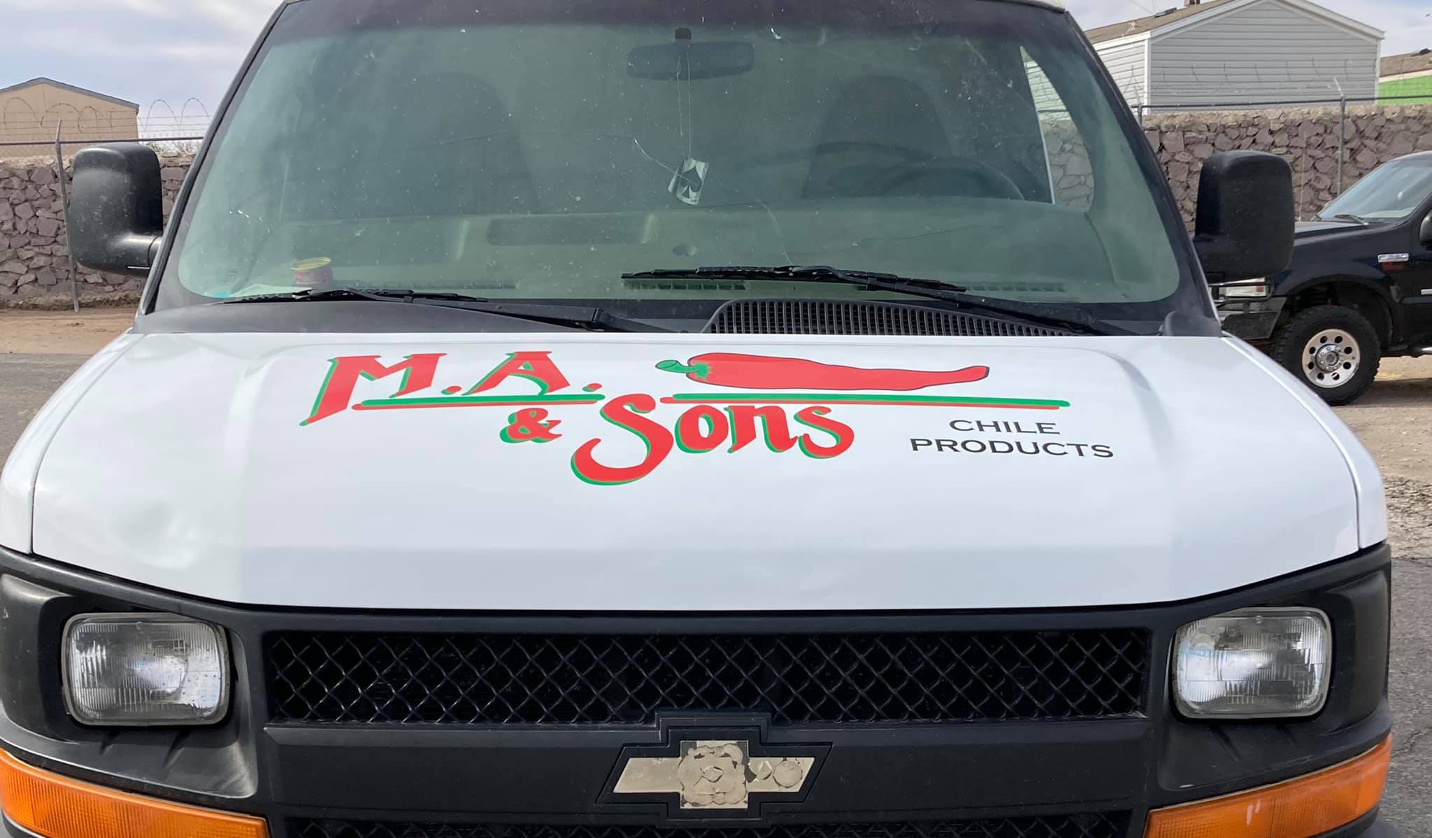 MA Sons van detail