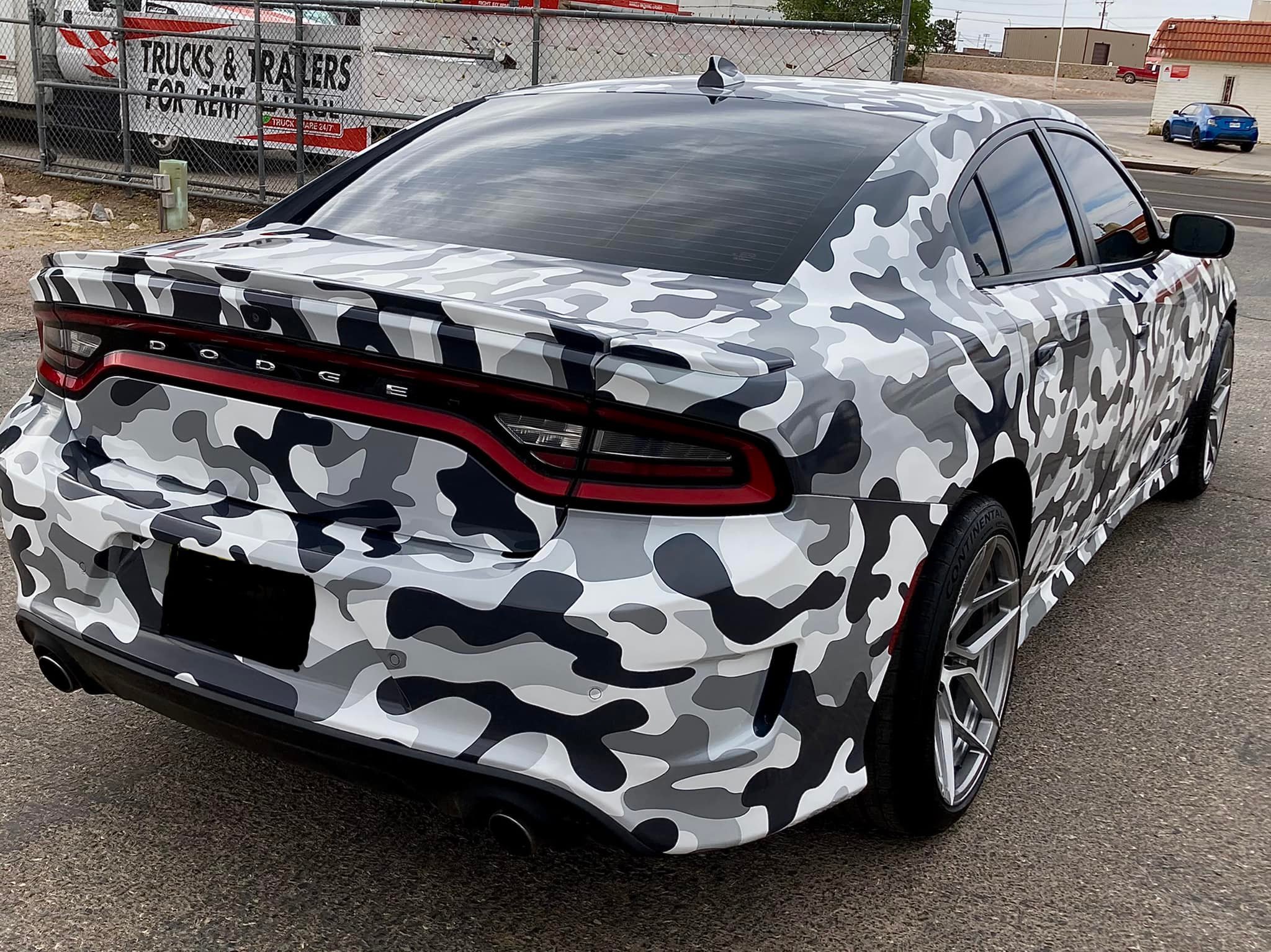 Charger camo wrap, detail